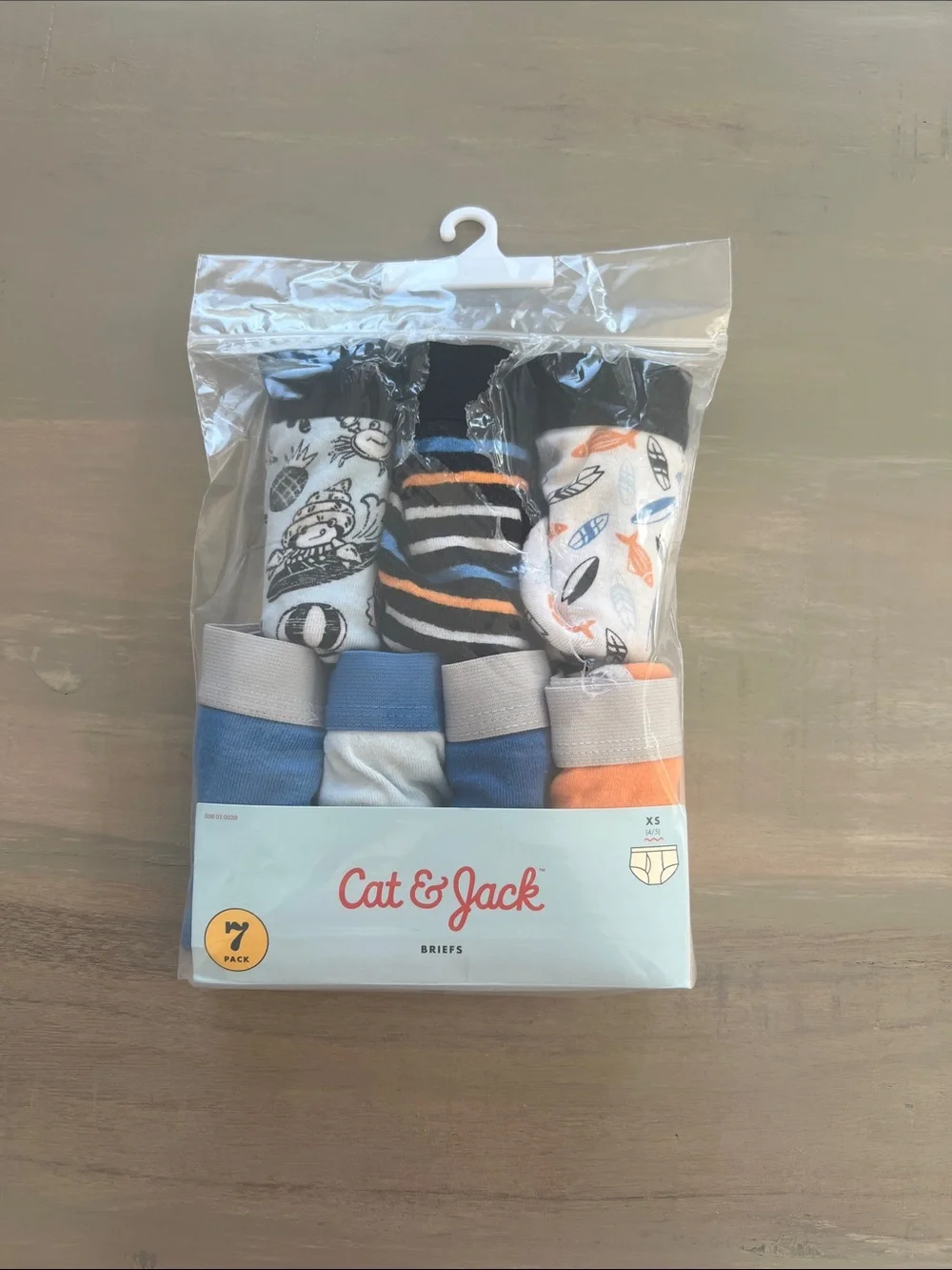 Cat & Jack Boys' Briefs - 7 pack - Size XS (4/5)